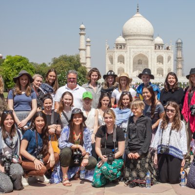 2015 UQ Journalism New Colombo Plan students in India